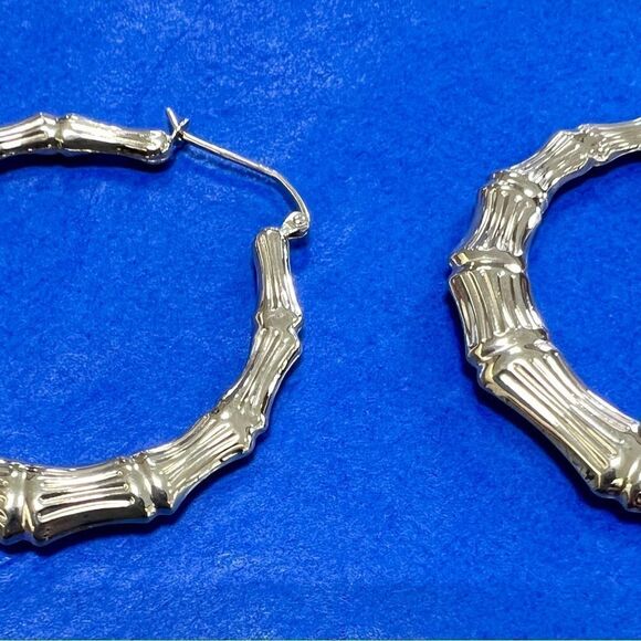 14k Gold Polished Bamboo Hoop Earrings - Picture 8 of 14